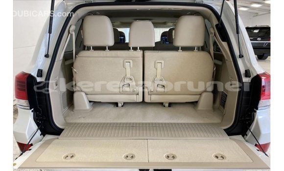Buy Import Toyota Land Cruiser White Car in Import - Dubai in Belait Buy Import Toyota Land Cruiser White Car in Import - Dubai in Belait