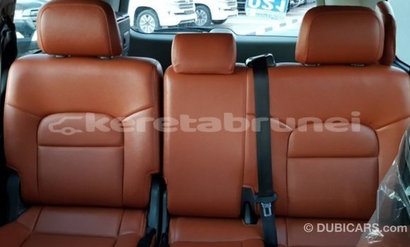 Buy Import Toyota Land Cruiser White Car in Import - Dubai in Belait Buy Import Toyota Land Cruiser White Car in Import - Dubai in Belait