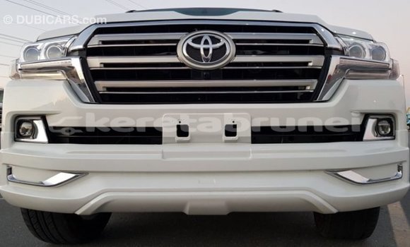 Buy Import Toyota Land Cruiser White Car in Import - Dubai in Belait Buy Import Toyota Land Cruiser White Car in Import - Dubai in Belait