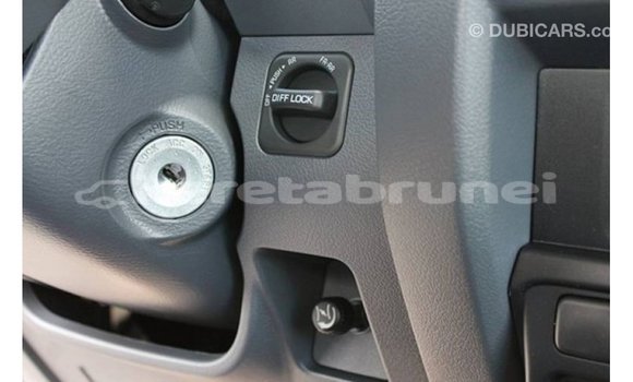 Buy Import Toyota Land Cruiser White Car in Import - Dubai in Belait Buy Import Toyota Land Cruiser White Car in Import - Dubai in Belait