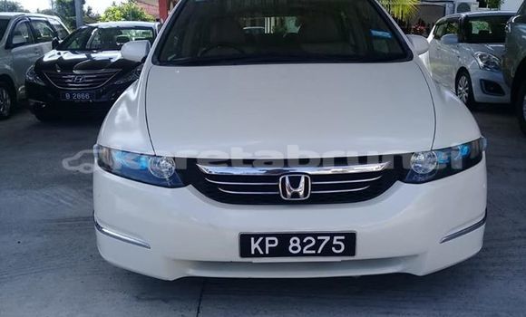 Buy Used Honda Odyssey White Car in Bandar Seri Begawan in Brunei-Muara Buy Used Honda Odyssey White Car in Bandar Seri Begawan in Brunei-Muara