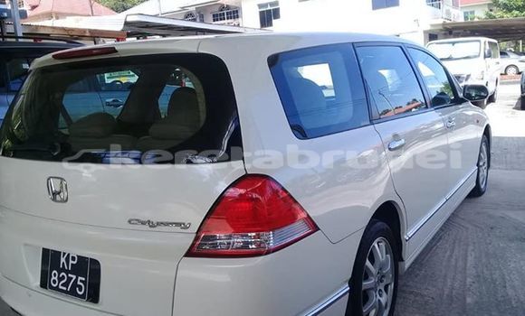Buy Used Honda Odyssey White Car in Bandar Seri Begawan in Brunei-Muara Buy Used Honda Odyssey White Car in Bandar Seri Begawan in Brunei-Muara