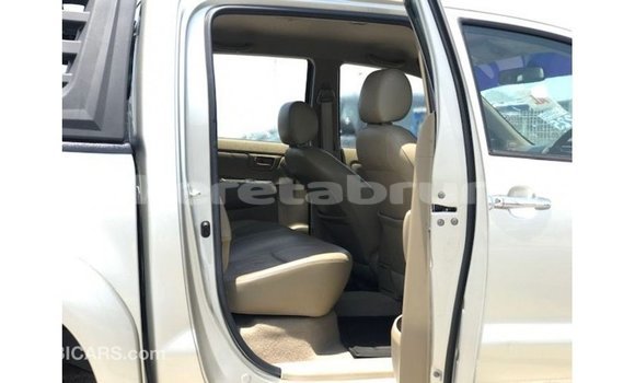 Buy Import Toyota Hilux Other Car in Import - Dubai in Belait Buy Import Toyota Hilux Other Car in Import - Dubai in Belait