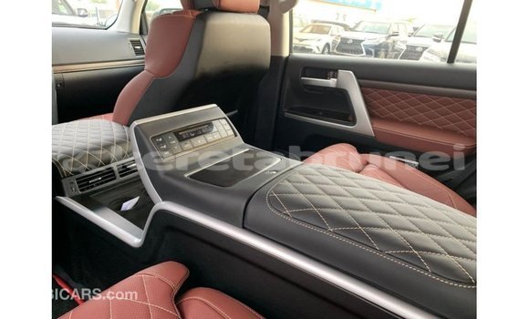 Buy Import Toyota Land Cruiser Black Car in Import - Dubai in Belait Buy Import Toyota Land Cruiser Black Car in Import - Dubai in Belait