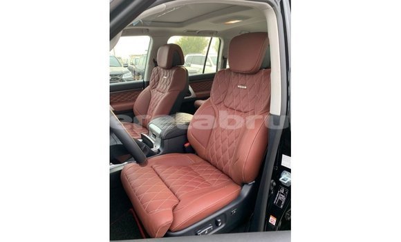 Buy Import Toyota Land Cruiser Black Car in Import - Dubai in Belait Buy Import Toyota Land Cruiser Black Car in Import - Dubai in Belait