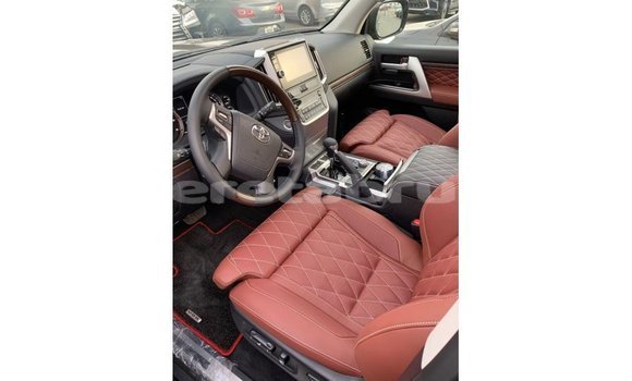 Buy Import Toyota Land Cruiser Black Car in Import - Dubai in Belait Buy Import Toyota Land Cruiser Black Car in Import - Dubai in Belait