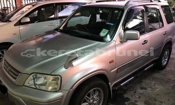 Buy Used Honda CR–V Silver Car in Bandar Seri Begawan in Brunei-Muara