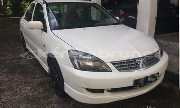 Buy Used Mitsubishi Lancer White Car in Bandar Seri Begawan in Brunei-Muara Buy Used Mitsubishi Lancer White Car in Bandar Seri Begawan in Brunei-Muara
