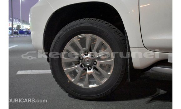 Buy Import Toyota Prado White Car in Import - Dubai in Belait Buy Import Toyota Prado White Car in Import - Dubai in Belait