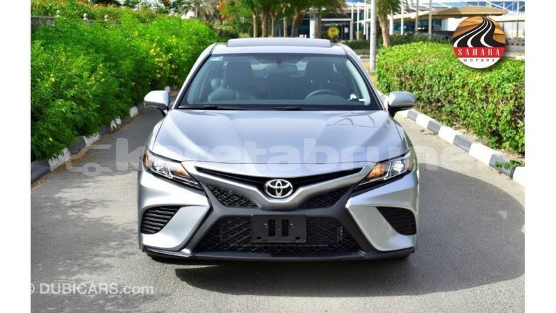Big with watermark toyota camry belait import dubai 3717