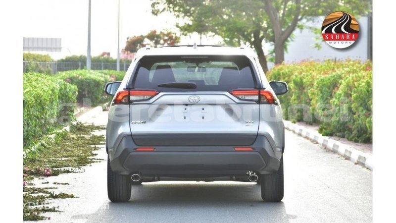 Big with watermark toyota hiace belait import dubai 3718