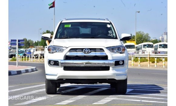 Buy Import Toyota HiAce White Truck in Import - Dubai in Belait Buy Import Toyota HiAce White Truck in Import - Dubai in Belait