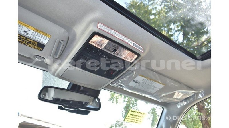 Big with watermark toyota hiace belait import dubai 3720