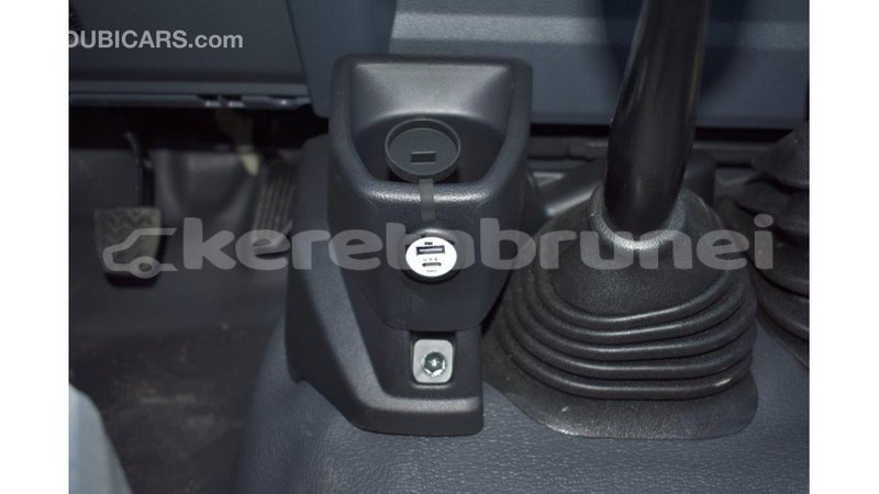 Big with watermark toyota land cruiser belait import dubai 3721