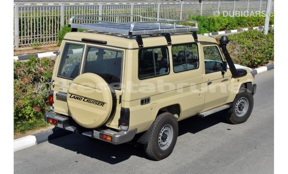 Buy Import Toyota Land Cruiser Beige Car in Import - Dubai in Belait Buy Import Toyota Land Cruiser Beige Car in Import - Dubai in Belait