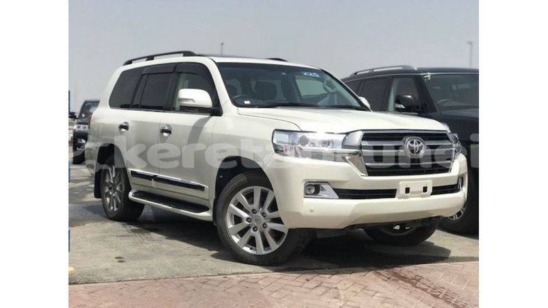 Big with watermark toyota land cruiser belait import dubai 3723