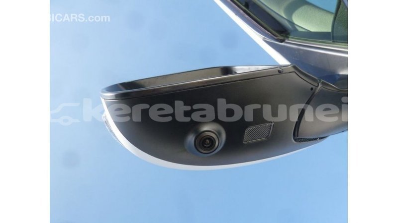 Big with watermark toyota land cruiser belait import dubai 3723