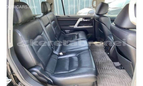 Buy Import Toyota Land Cruiser Black Car in Import - Dubai in Belait Buy Import Toyota Land Cruiser Black Car in Import - Dubai in Belait