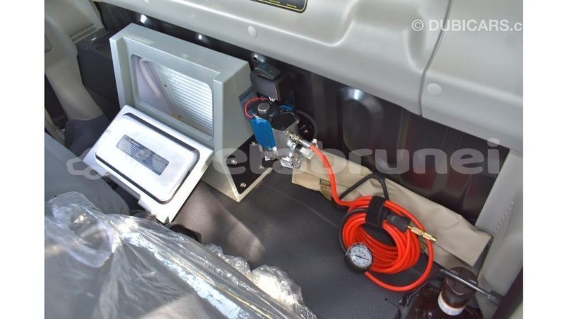 Big with watermark toyota land cruiser belait import dubai 3727