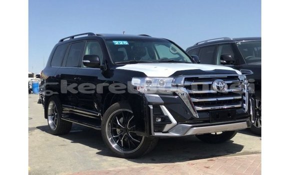 Buy Import Toyota Land Cruiser Black Car in Import - Dubai in Belait Buy Import Toyota Land Cruiser Black Car in Import - Dubai in Belait
