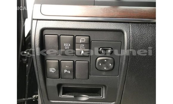 Buy Import Toyota Land Cruiser Black Car in Import - Dubai in Belait Buy Import Toyota Land Cruiser Black Car in Import - Dubai in Belait