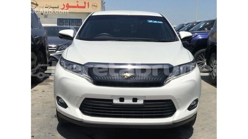 Big with watermark toyota harrier belait import dubai 3737