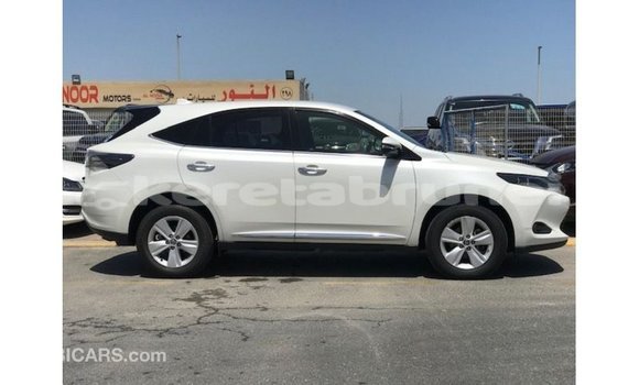 Buy Import Toyota Harrier White Car in Import - Dubai in Belait Buy Import Toyota Harrier White Car in Import - Dubai in Belait