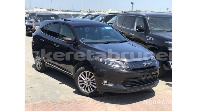 Big with watermark toyota harrier belait import dubai 3738