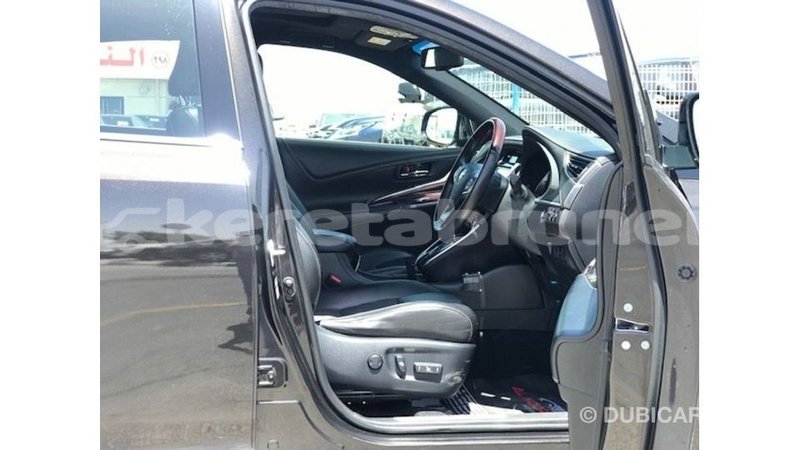 Big with watermark toyota harrier belait import dubai 3738