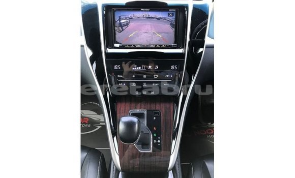 Buy Import Toyota Harrier Brown Car in Import - Dubai in Belait Buy Import Toyota Harrier Brown Car in Import - Dubai in Belait