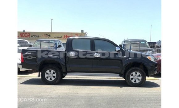 Buy Import Toyota Hilux Black Car in Import - Dubai in Belait Buy Import Toyota Hilux Black Car in Import - Dubai in Belait