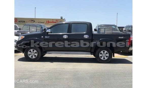 Buy Import Toyota Hilux Black Car in Import - Dubai in Belait Buy Import Toyota Hilux Black Car in Import - Dubai in Belait