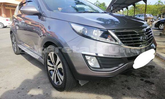 Buy Used Kia Sportage Silver Car in Bandar Seri Begawan in Brunei-Muara Buy Used Kia Sportage Silver Car in Bandar Seri Begawan in Brunei-Muara