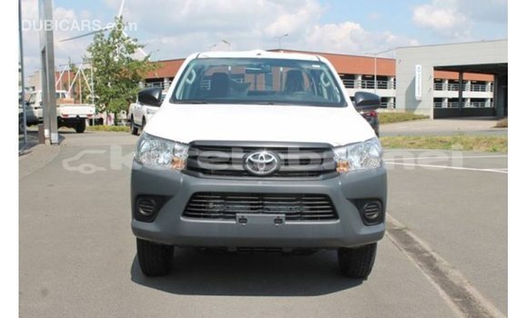 Buy Import Toyota Hilux White Car in Import - Dubai in Belait Buy Import Toyota Hilux White Car in Import - Dubai in Belait