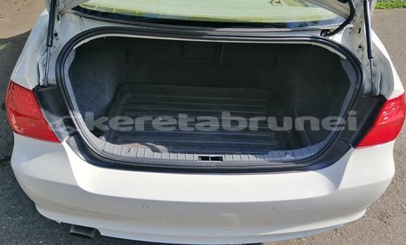 Buy Used BMW 3–Series White Car in Bandar Seri Begawan in Brunei-Muara Buy Used BMW 3–Series White Car in Bandar Seri Begawan in Brunei-Muara