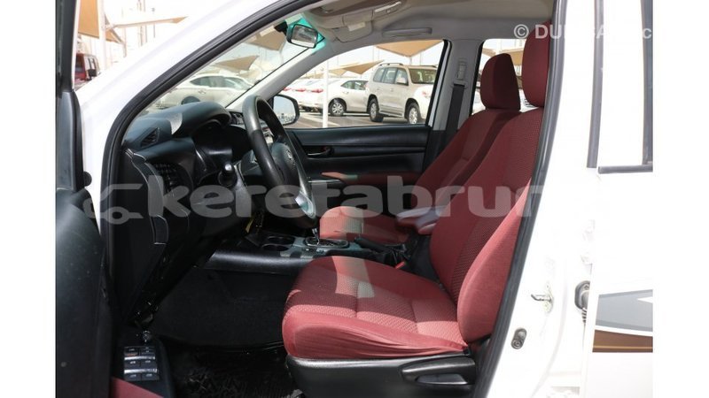 Big with watermark toyota hilux belait import dubai 3750