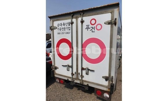 Buy Import Kia Carens White Car in Import - Dubai in Belait Buy Import Kia Carens White Car in Import - Dubai in Belait