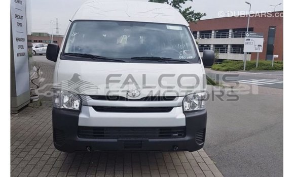 Buy Import Toyota Hiace White Car in Import - Dubai in Belait Buy Import Toyota Hiace White Car in Import - Dubai in Belait