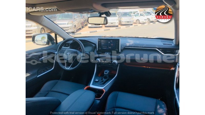 Big with watermark toyota hiace belait import dubai 3757