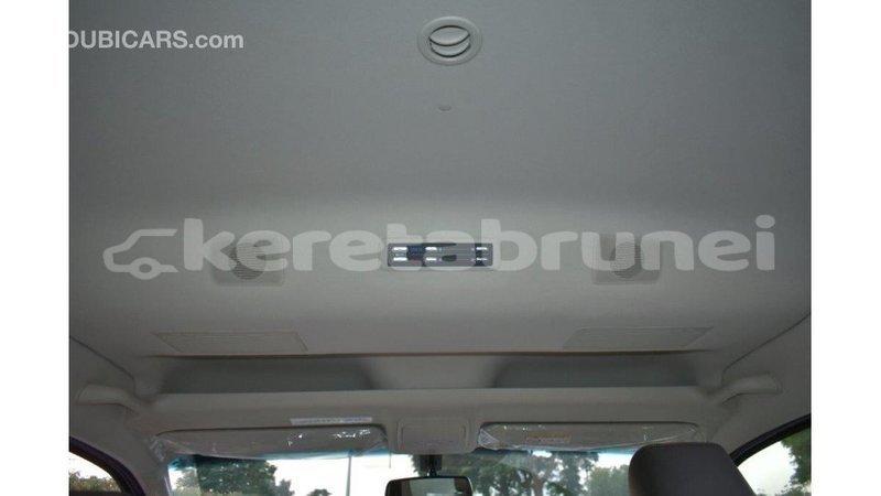 Big with watermark toyota hiace belait import dubai 3758
