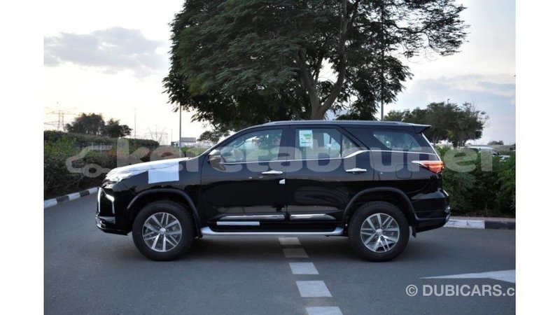 Big with watermark toyota fortuner belait import dubai 3759