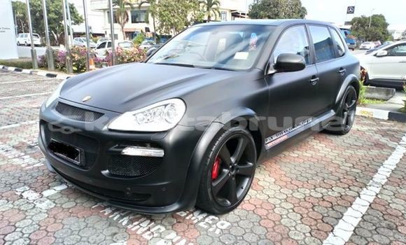 Buy Used Porsche Cayenne Black Car in Bandar Seri Begawan in Brunei-Muara