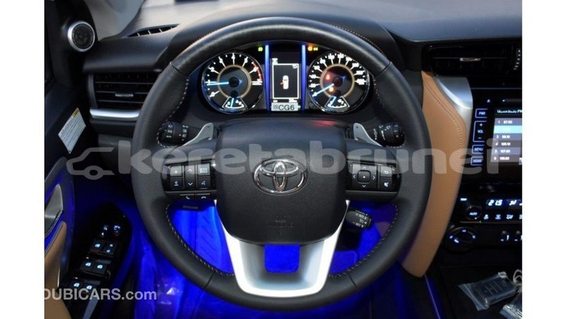 Big with watermark toyota fortuner belait import dubai 3759