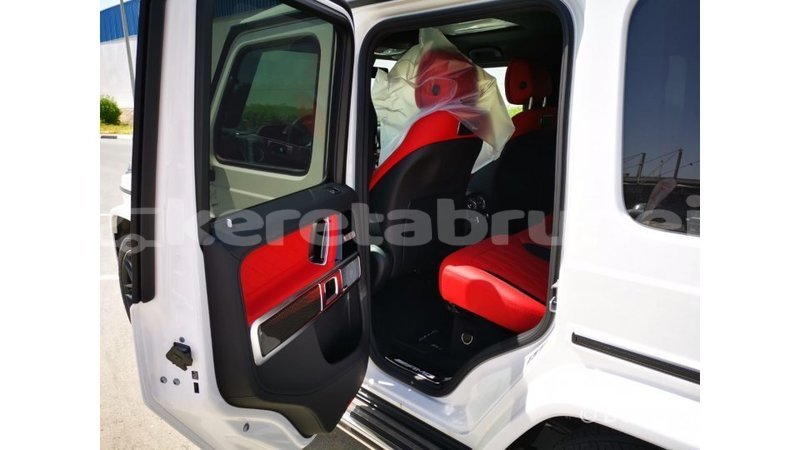 Big with watermark mercedes benz 190 belait import dubai 3760