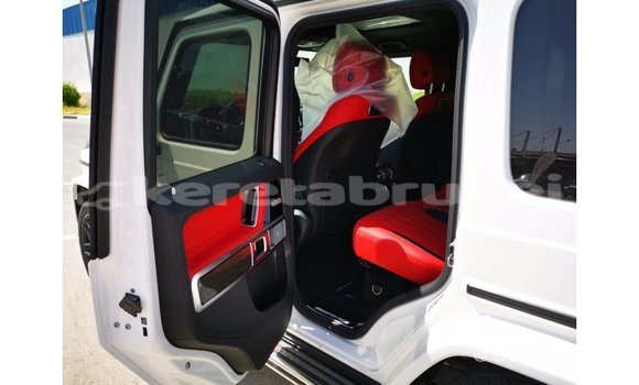 Buy Import Mercedes-Benz 190 White Car in Import - Dubai in Belait Buy Import Mercedes-Benz 190 White Car in Import - Dubai in Belait