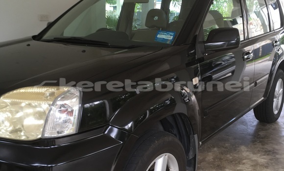Buy Used Nissan X–Trail Black Car in Kuala Belait in Belait