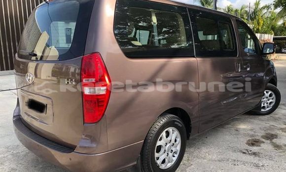 Buy Used Hyundai H1 Brown Car in Bandar Seri Begawan in Brunei-Muara Buy Used Hyundai H1 Brown Car in Bandar Seri Begawan in Brunei-Muara