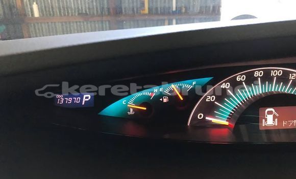 Buy Used Toyota Estima Blue Car in Bandar Seri Begawan in Brunei-Muara Buy Used Toyota Estima Blue Car in Bandar Seri Begawan in Brunei-Muara