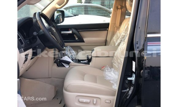 Buy Import Toyota Land Cruiser Black Car in Import - Dubai in Belait Buy Import Toyota Land Cruiser Black Car in Import - Dubai in Belait