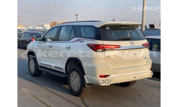 Buy Import Toyota Fortuner White Car in Import - Dubai in Belait Buy Import Toyota Fortuner White Car in Import - Dubai in Belait